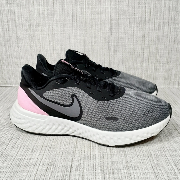 nike wide 2e